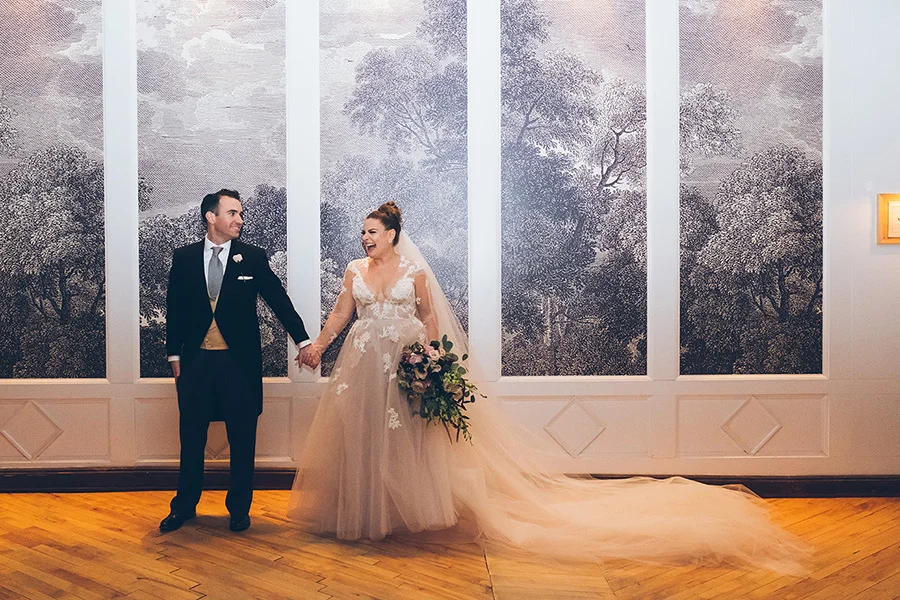ALEXANDRA-MICHAEL-NYC-WEDDING-LIBERTY-WAREHOUSE-BROOKLYN-BRIDEANDGROOM-CYNTHIACHUNG-0314.jpg