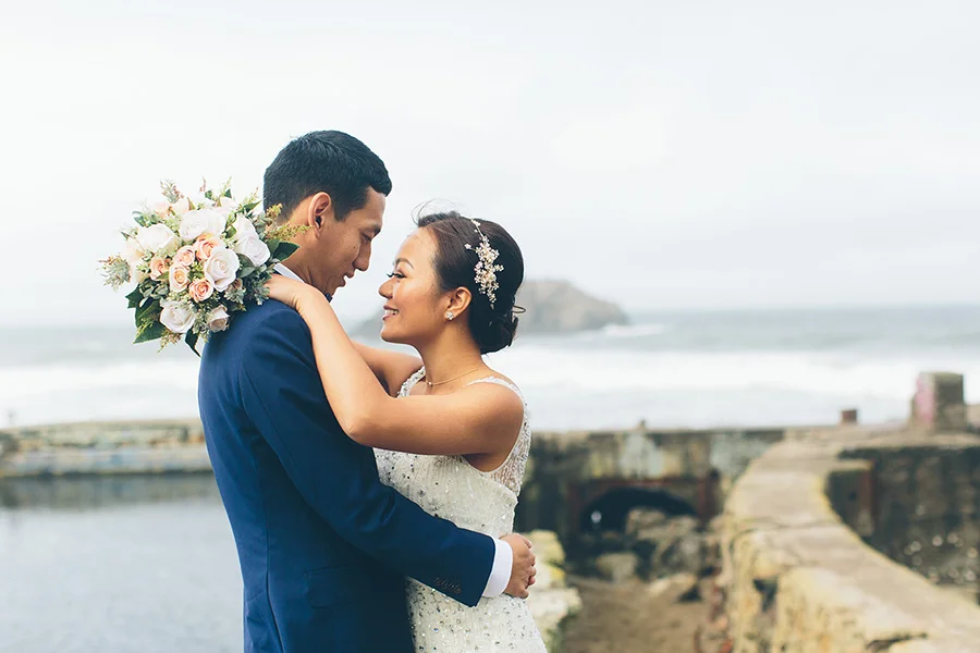SAN-FRANCISCO-WEDDING-PHOTOGRAPHER-CALIFORNIA-SAN-JOSE-PHOTOGRAPHY-ELOPEMENT-ENGAGEMENT-PHOTOGRAPHY-INTIMATE-WEDDING-CHRISSY-FIELDS-SUTRO-BATHS-WEDDING-ENGAGEMENT-PHOTOGRAPHY-042.jpg