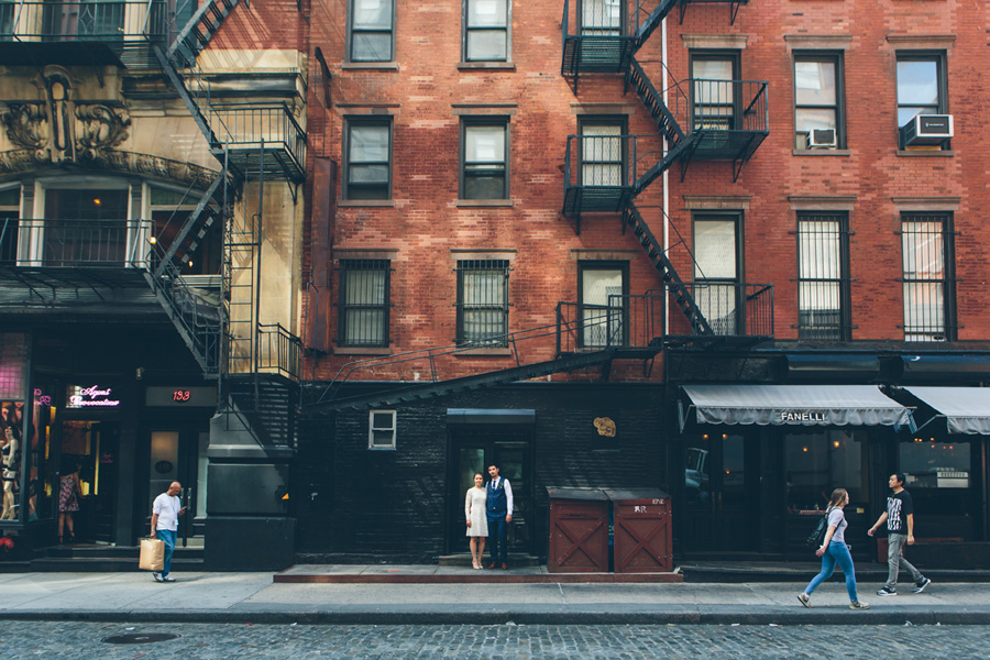 NYC-WEDDING-PHOTOGRAPHER-NY-CITYHALL-DESTINATION-ELOPEMENT-INTIMATE-WEDDING-CENTRAL-PARK-BROOKLYN-WEDDING-WILLIAMSBURG-SOHO-CHELSEA-THE-HIGH-LINE-049.jpg