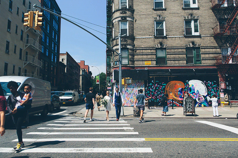 NYC-WEDDING-PHOTOGRAPHER-NY-CITYHALL-DESTINATION-ELOPEMENT-INTIMATE-WEDDING-CENTRAL-PARK-BROOKLYN-WEDDING-WILLIAMSBURG-SOHO-CHELSEA-THE-HIGH-LINE-068.gif