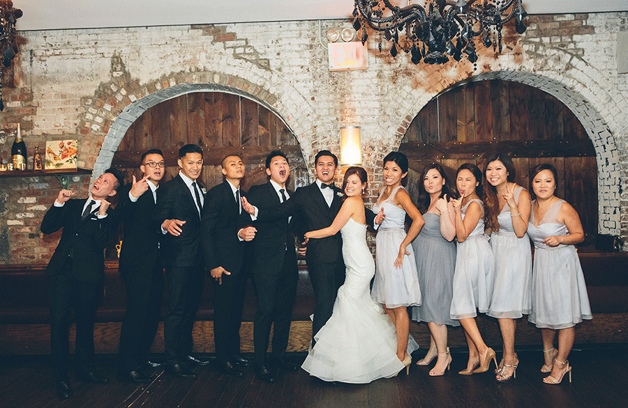 NYC-WEDDING-PHOTOGRAPHER-NY-CITYHALL-INTIMATE-WEDDING-BROOKLYN-WEDDING-IL-BASTARDO-NYC-RESTURANT-WEDDING-THE-WARWICK-HOTEL-CENTRAL-PARK-018.gif