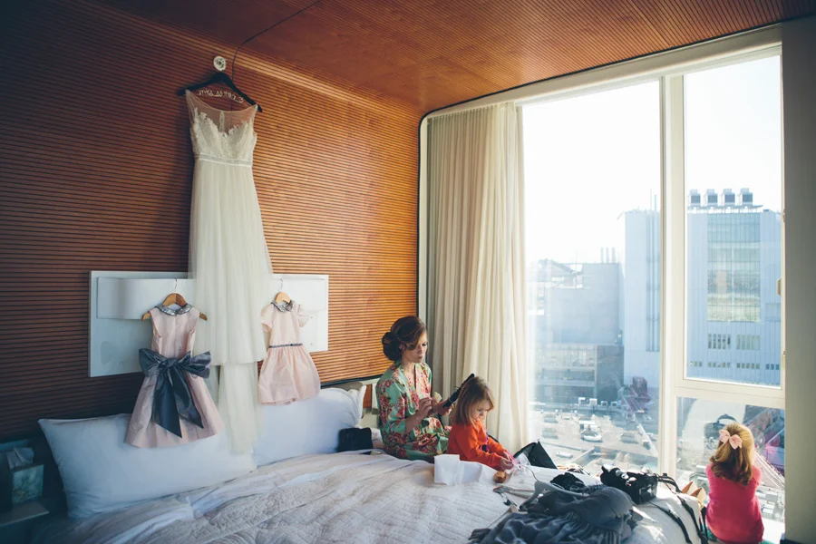 NYC-WEDDING-PHOTOGRAPHER-NY-CITYHALL-DESTINATION-ELOPEMENT-INTIMATE-WEDDING-BROOKLYN-WEDDING-THE-HIGH-LINE-Locanda-VERDE-RESTAURANT-WEDDING-006.jpg
