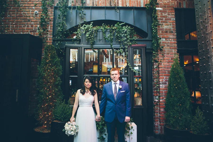 NYC-WEDDING-PHOTOGRAPHER-NY-CITYHALL-DESTINATION-ELOPEMENT-INTIMATE-WEDDING-BROOKLYN-WEDDING-THE-HIGH-LINE-Locanda-VERDE-RESTAURANT-WEDDING-040.jpg