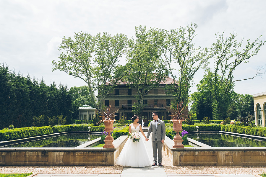 YUN-EDISON-NYC-WEDDING-SNUGHARBOR-BRIDEGROOM-WHITE-CYNTHIACHUNG-0011.jpg