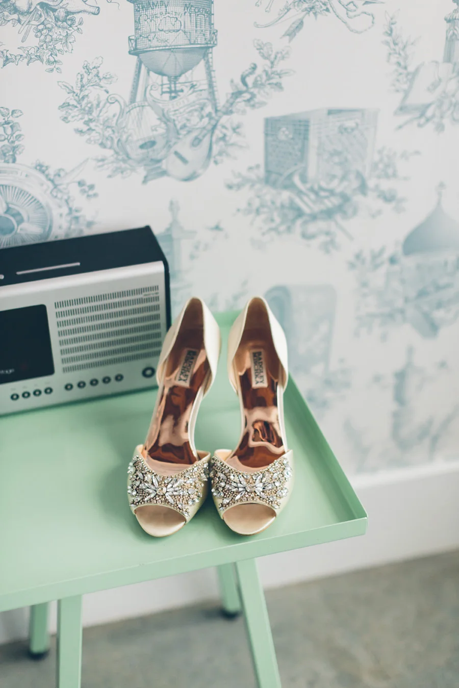 ROSE-BENNETT-NYC-WEDDING-BROOKLYN-DETAILS-CYNTHIACHUNG-0025.jpg