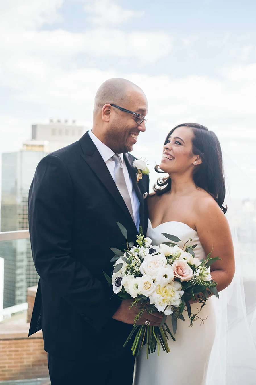 CHARISSE-AARON-NYC-WEDDING-CYNTHIACHUNG-BRIDEGROOM-0013.jpg
