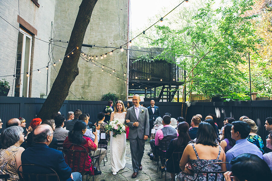 NEW-YORK-CITY-ELOPEMENT-PHOTOGRAPHER-PHOTOGRAPHY-INTIMATE-WEDDING-LOCATIONS-SPACES-RECEPTION-SMALL-RECEPTION-0046.jpg