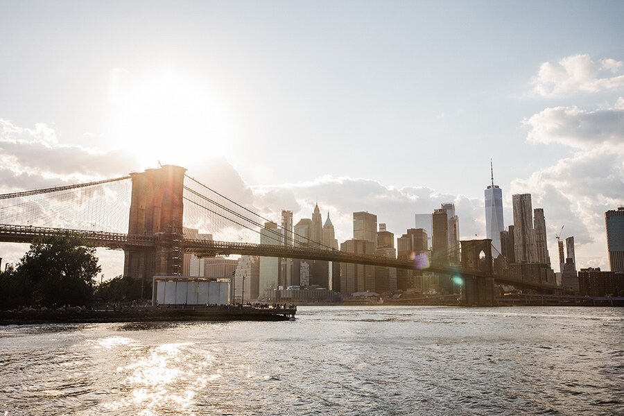 NYC-BROOKLYN-BRIDGE-PARK-DUMB0ELOPEMENT-INTIMATE-WEDDING-CEREMONY-CONBON-0001.jpg