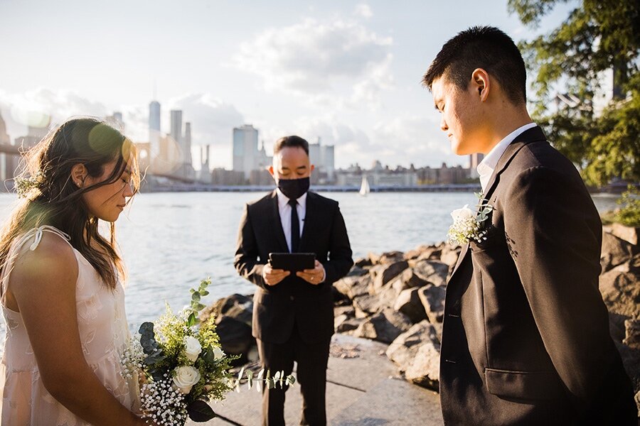 NYC-BROOKLYN-BRIDGE-PARK-DUMB0ELOPEMENT-INTIMATE-WEDDING-CEREMONY-CONBON-0030.jpg