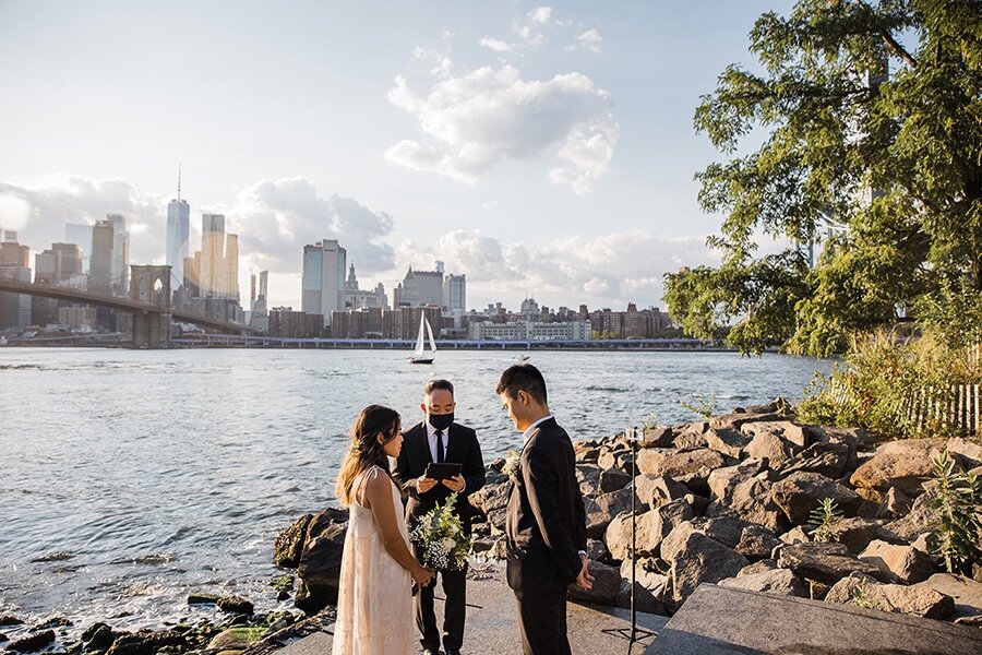 NYC-BROOKLYN-BRIDGE-PARK-DUMB0ELOPEMENT-INTIMATE-WEDDING-CEREMONY-CONBON-0034.jpg