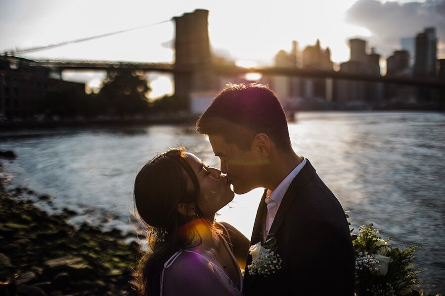 NYC-BROOKLYN-BRIDGE-PARK-DUMB0ELOPEMENT-INTIMATE-WEDDING-CEREMONY-CONBON-0041.jpg