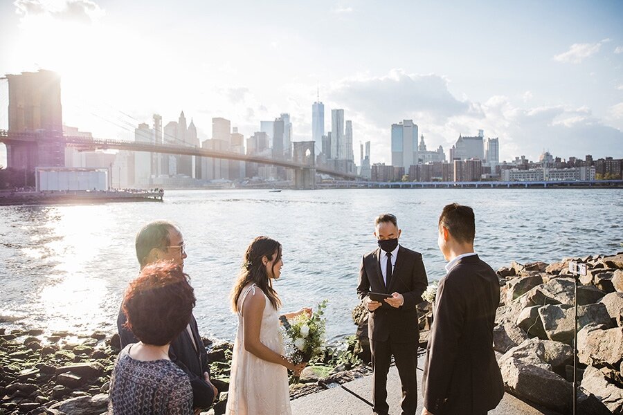 NYC-BROOKLYN-BRIDGE-PARK-DUMB0ELOPEMENT-INTIMATE-WEDDING-CEREMONY-CONBON-0015.jpg