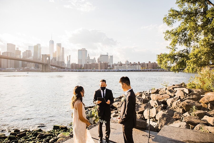 NYC-BROOKLYN-BRIDGE-PARK-DUMB0ELOPEMENT-INTIMATE-WEDDING-CEREMONY-CONBON-0018.jpg