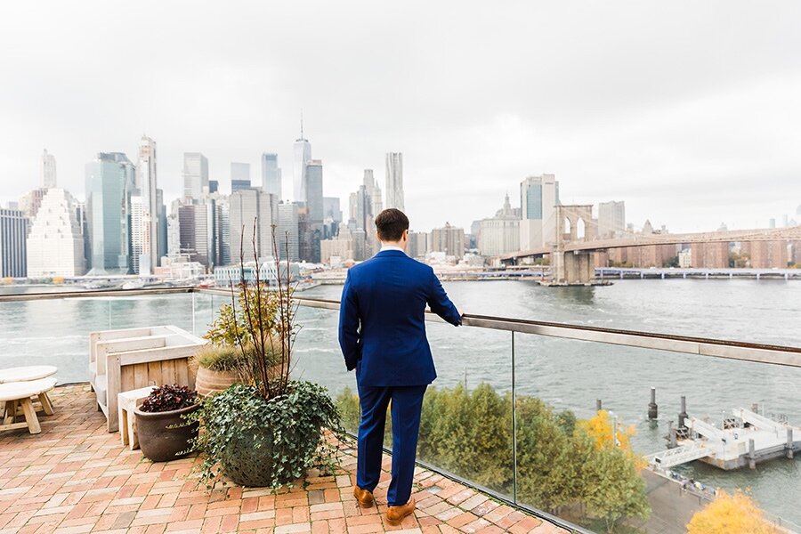 NYC-ELOPEMENT-MICRO-WEDDING-1-HOTEL-BROOKLYN-BRIDGE-DUMBO-ENGAGEMENT-PHOTOS-0013.jpg