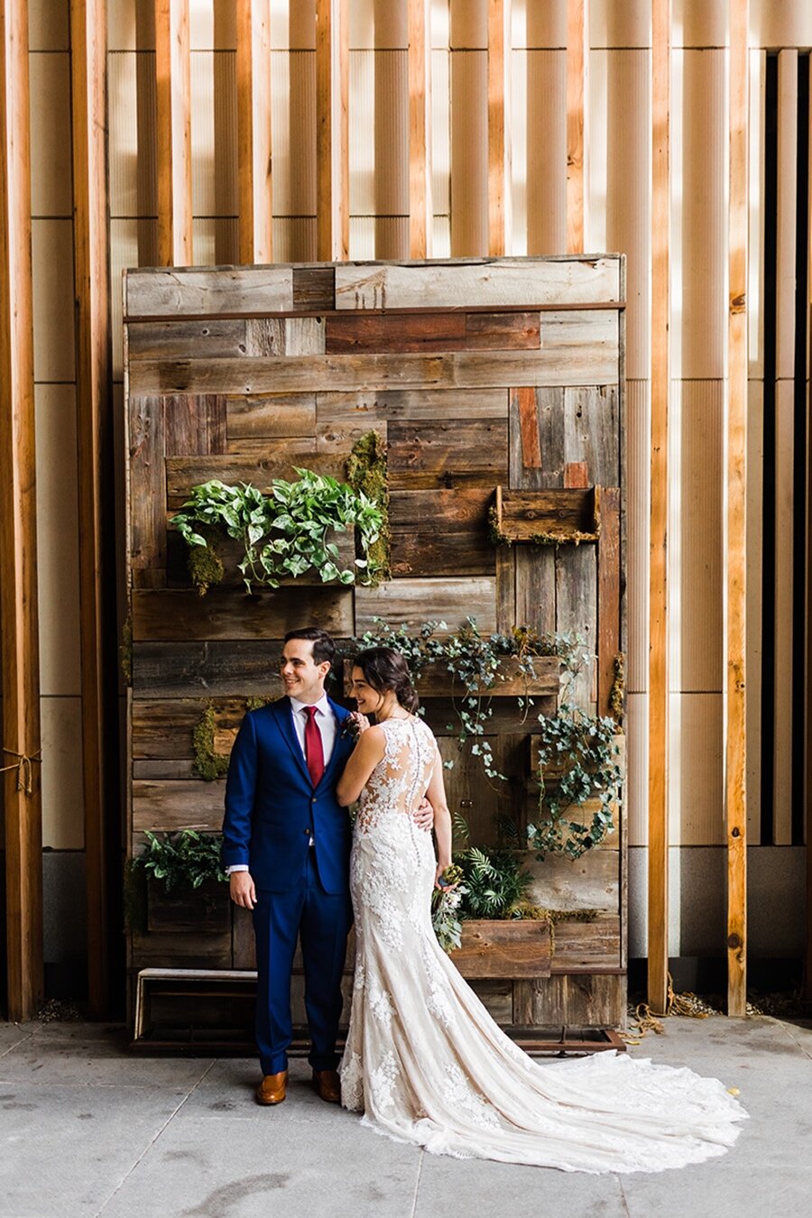 NYC-ELOPEMENT-MICRO-WEDDING-1-HOTEL-BROOKLYN-BRIDGE-DUMBO-ENGAGEMENT-PHOTOS-0060.jpg