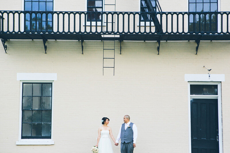 NEW-YORK-CITY-WEDDING-PHOTOGRAPHER-BROOKLYN-CENTRAL-PARK-ENGAGEMENT-PHOTOGRAPHY-CYNTHIACHUNG-BRIDE-AND-GROOM-0011.jpg