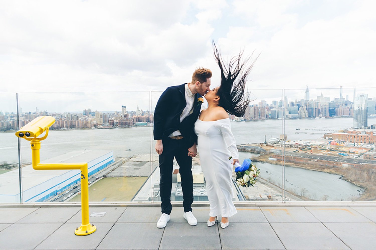 21_NEW-YORK-CITY-ELOPEMENT-BROOKLYN-URBAN-STYLE-WEDDING-WILLIAM-VALE-HOTEL-CITYHALL-DOMINO-PARK-EAST-RIVER-PARK-BRIDE-0228.jpg