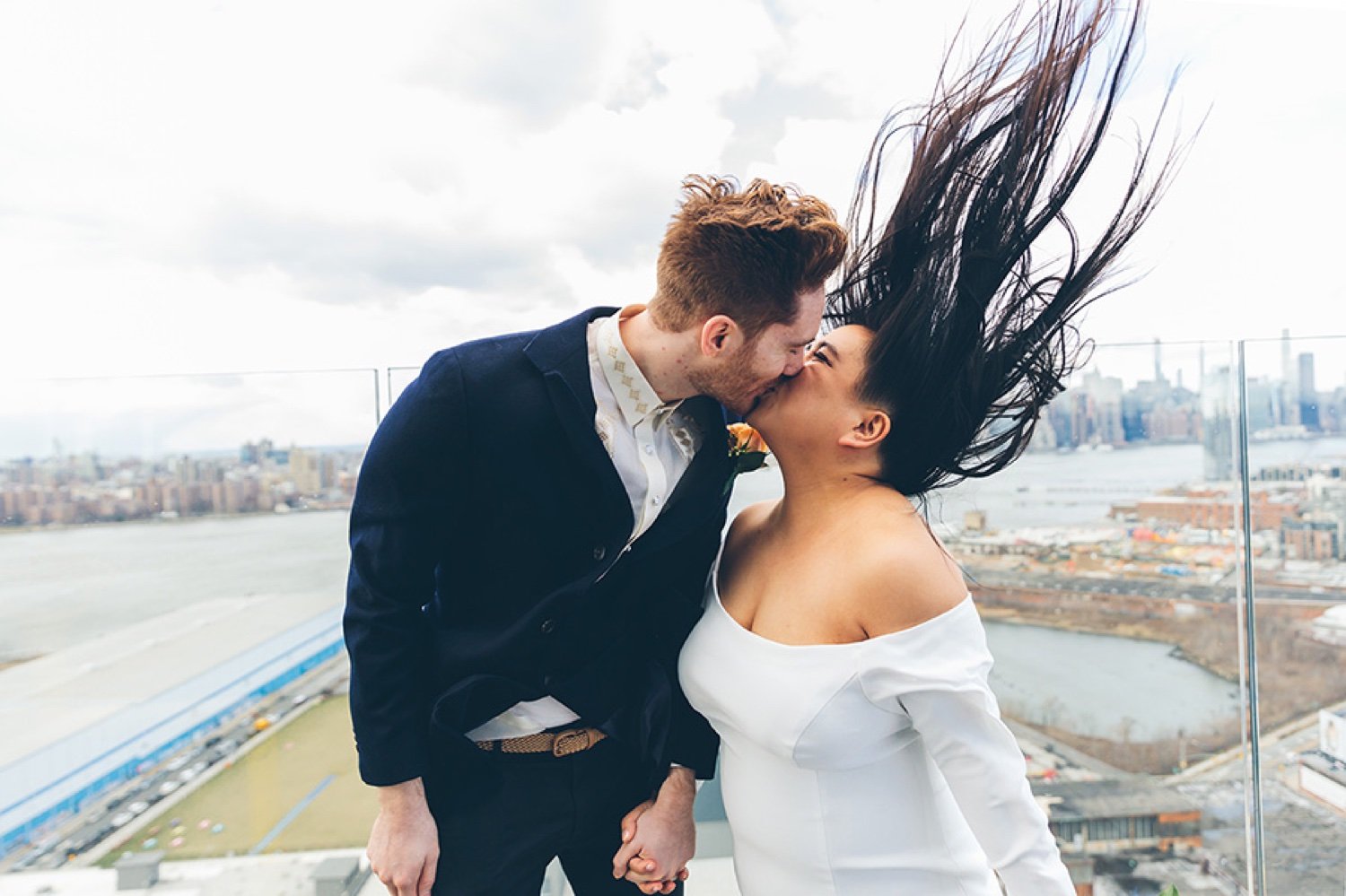 22_NEW-YORK-CITY-ELOPEMENT-BROOKLYN-URBAN-STYLE-WEDDING-WILLIAM-VALE-HOTEL-CITYHALL-DOMINO-PARK-EAST-RIVER-PARK-BRIDE-0248.jpg