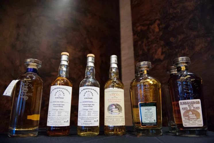 A food and whisky pairing course held at World of Whisky, Movenpick Heritage Hotel for Maybank customers. Personally informative and interesting eye-opener.