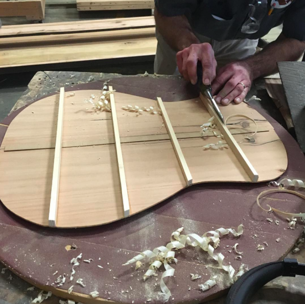 Nashville Guitar Builder