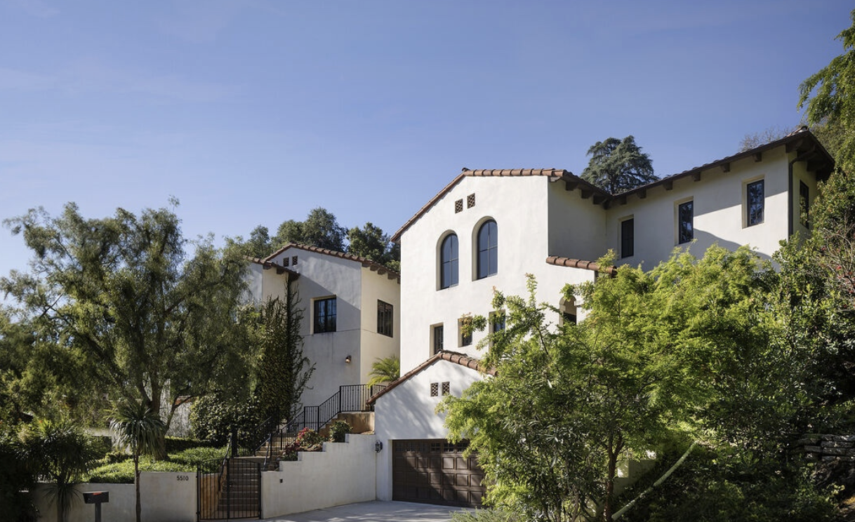 A spring-2026 framework for Los Feliz sellers weighing whether to list now or wait, covering ULA timing, rates, comps, and condition pressure.