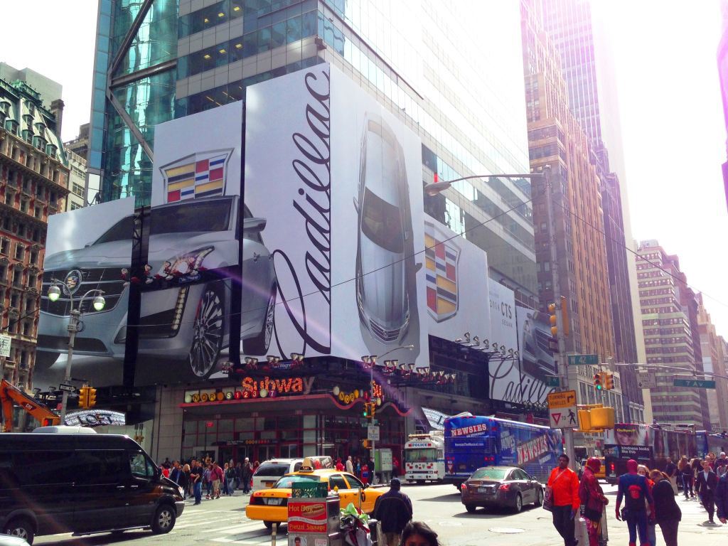 Cadillac CTS Times Square Tower (4).jpeg