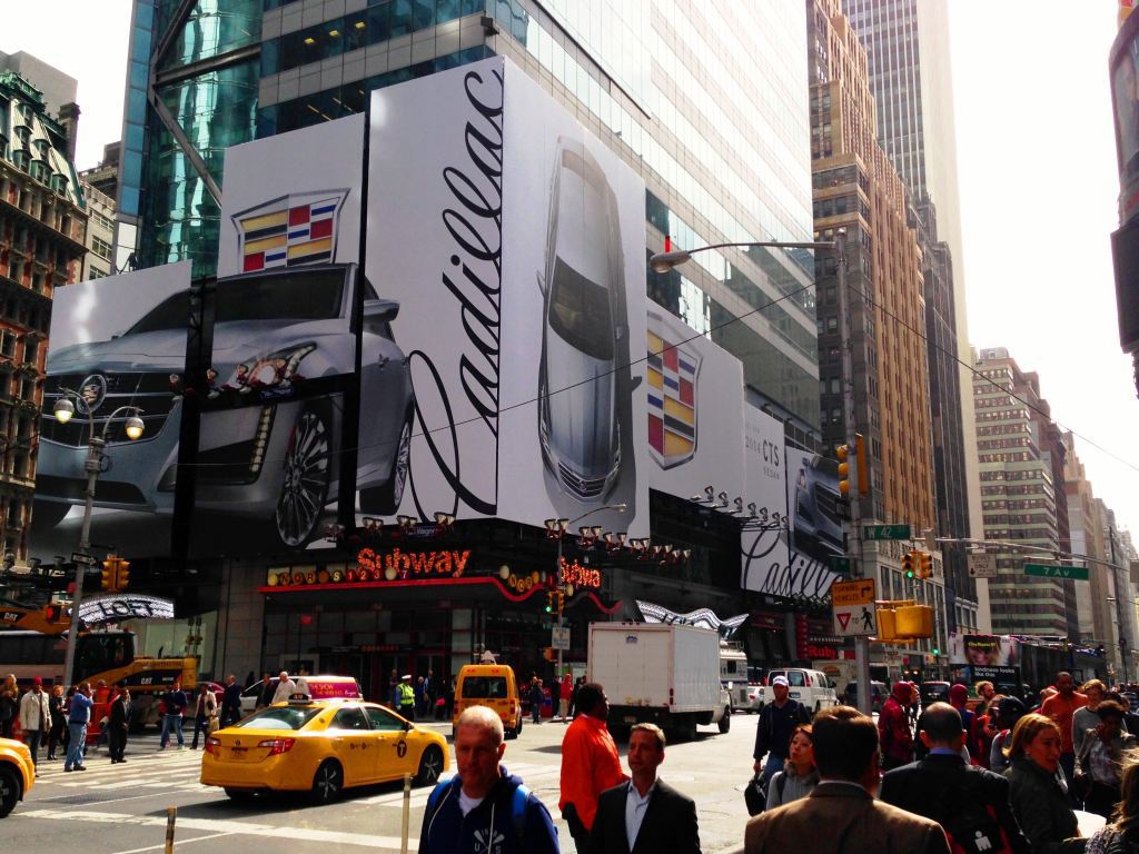 Cadillac CTS Times Square Tower (5).jpeg