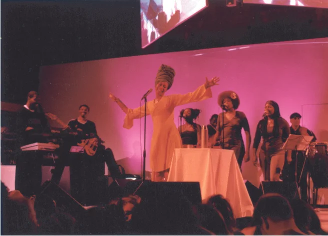 ERYKAH BADU