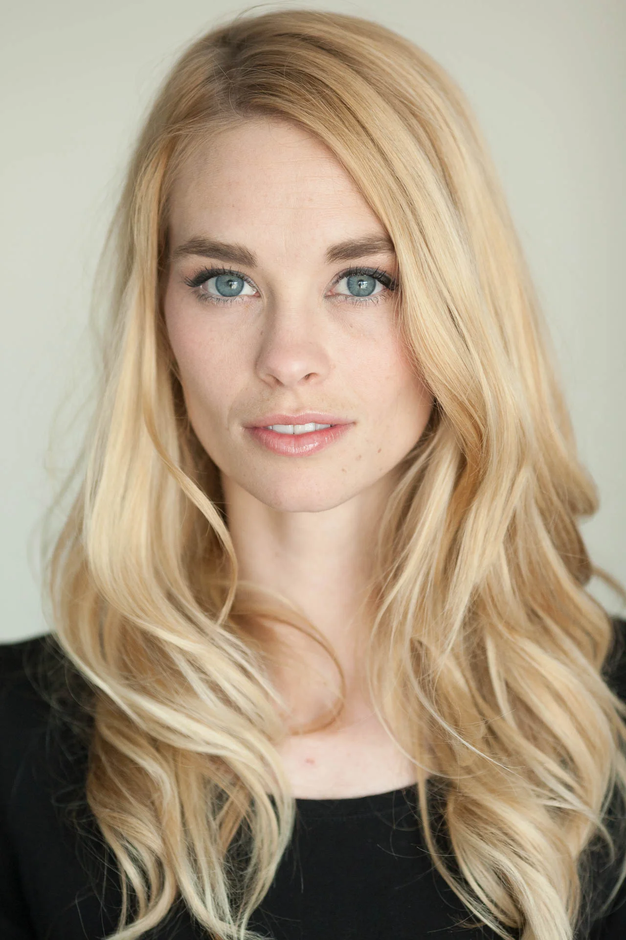 headshot portfolio-07.jpg