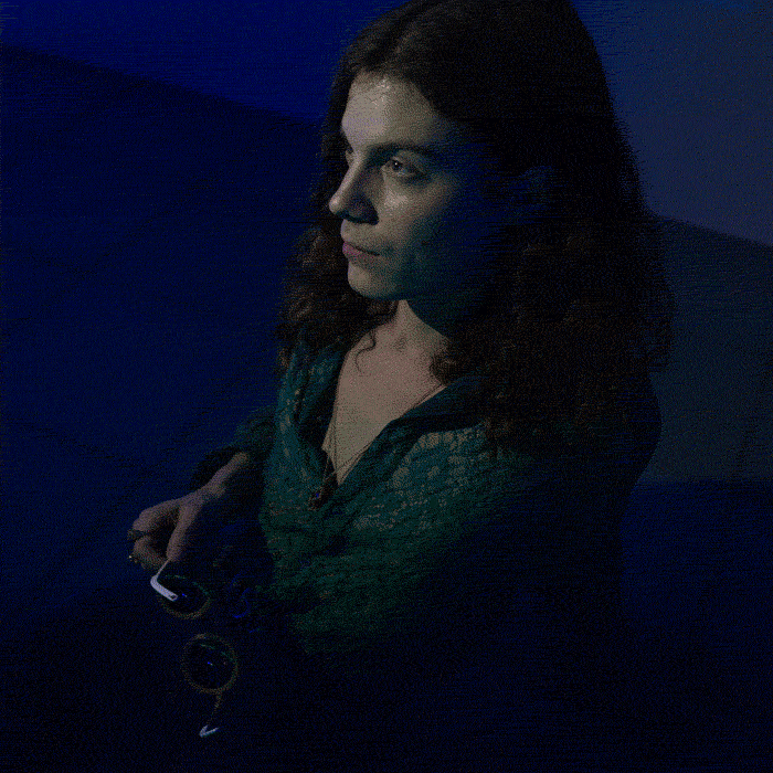 borns_gifportrait2.gif