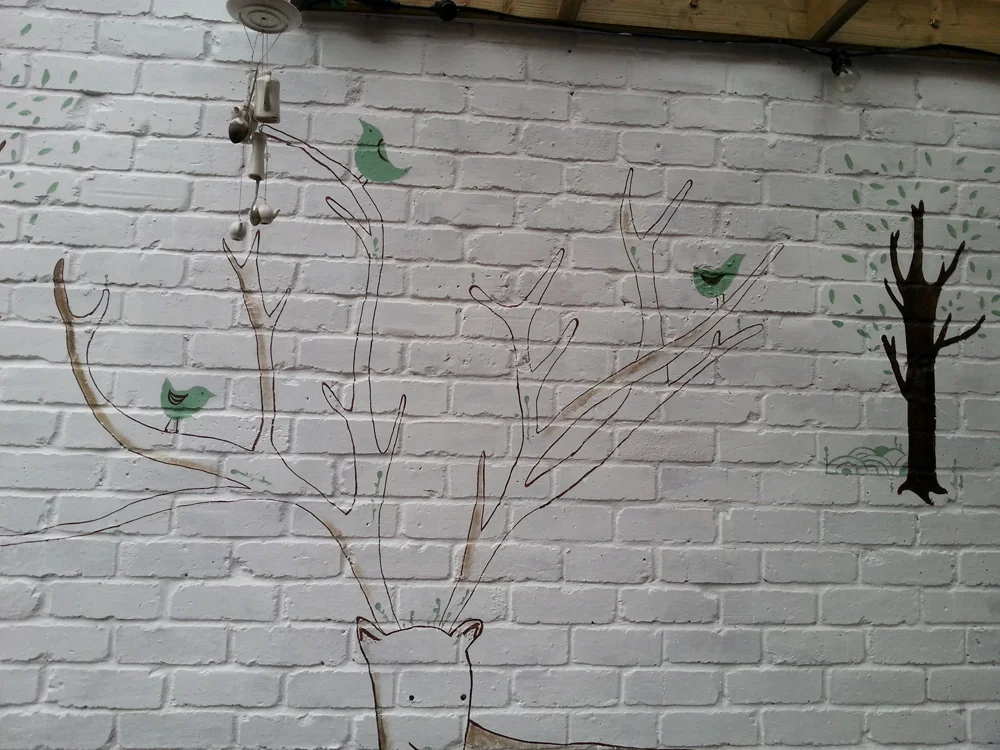 mural peek11.jpg