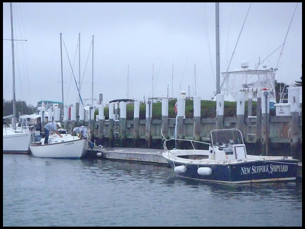 Safe and Sound back on Fuel dock at CHM