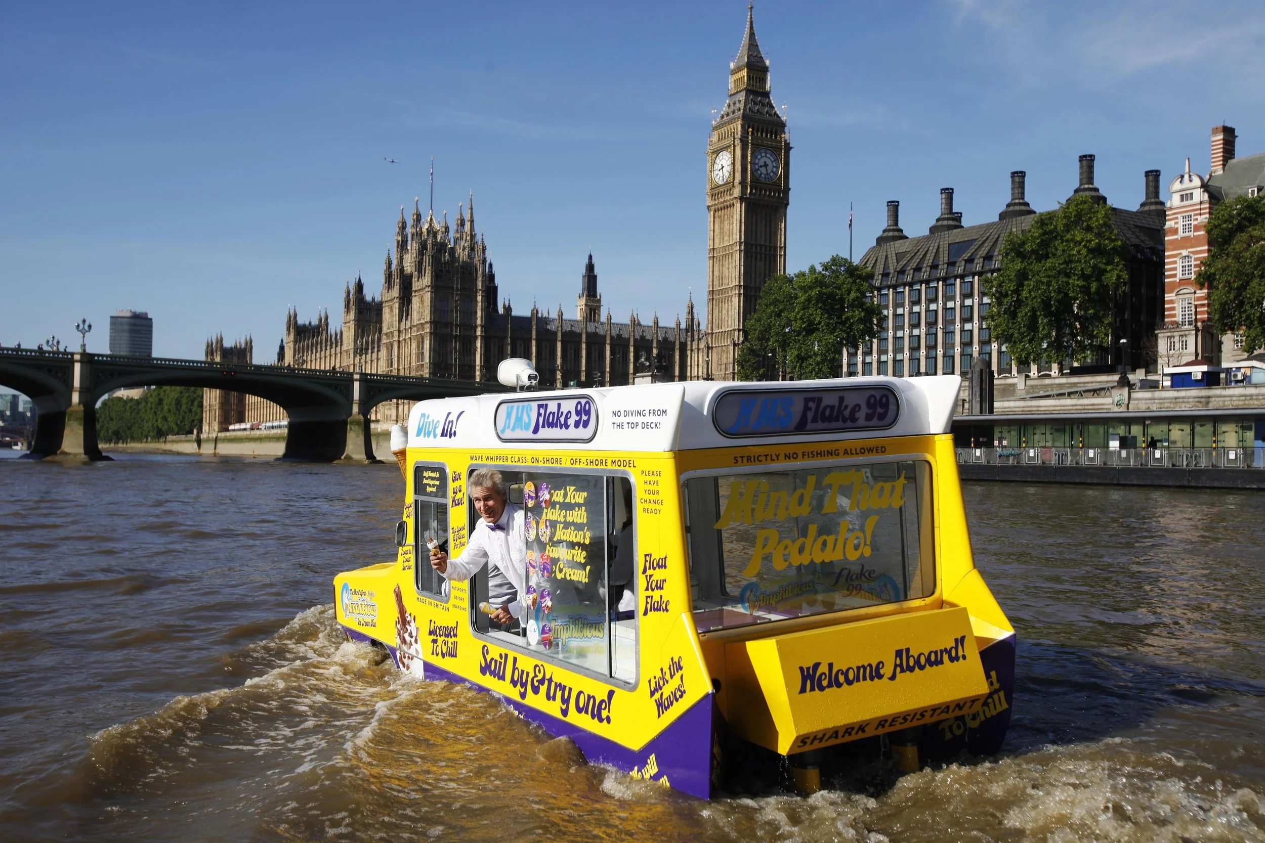 AMPHIBIOUS ICE CREAM VAN, PARLIAMENT, 2011.JPG