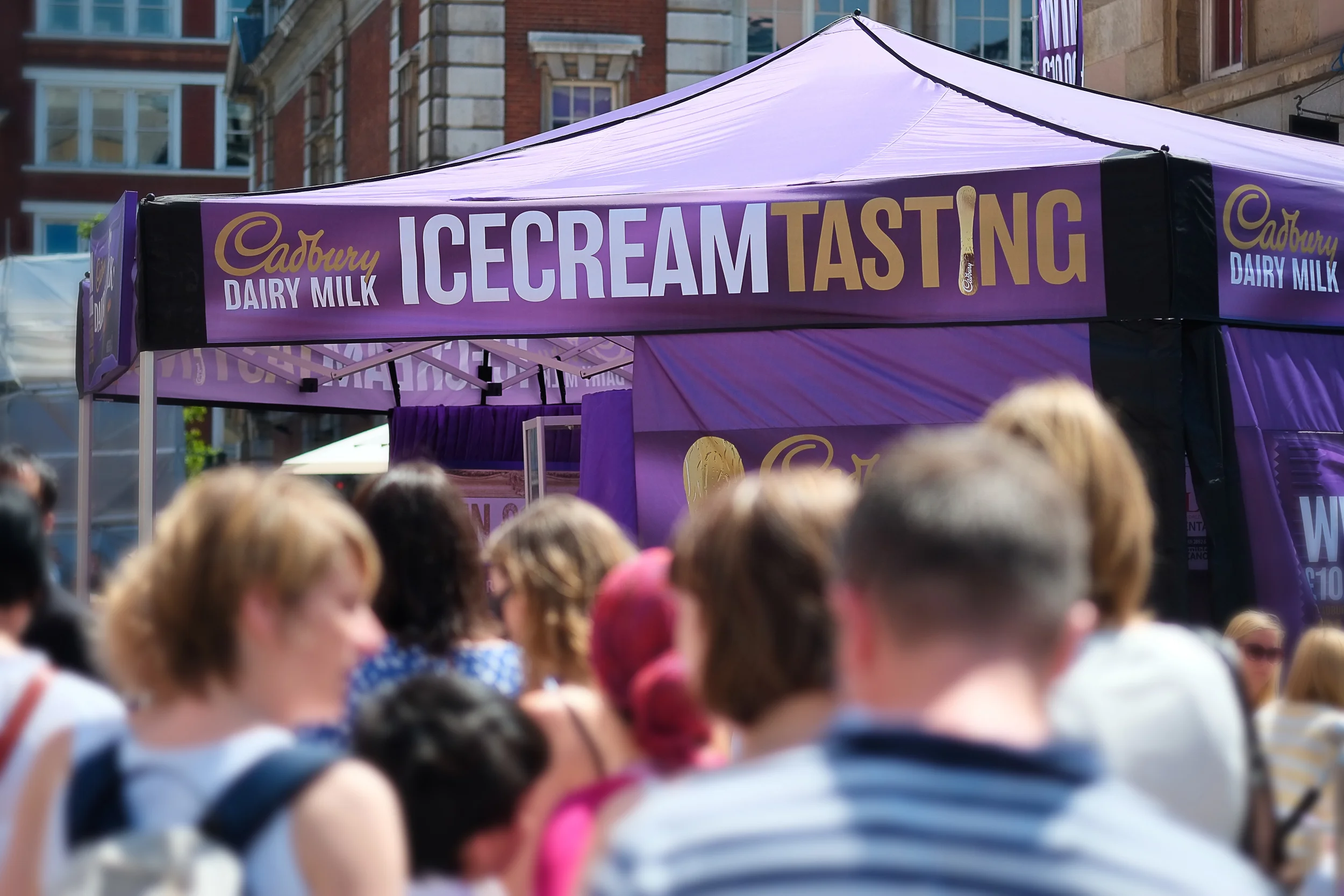 CADBURY GOLDEN LOLLY STICK 2012:2.jpg
