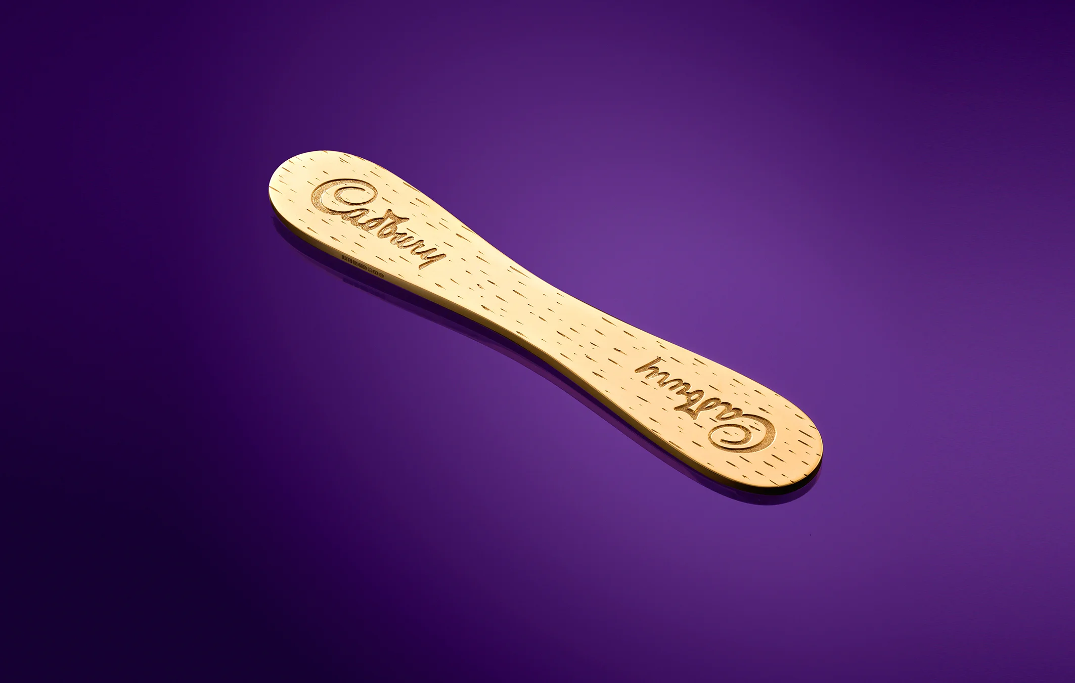 CADBURY GOLDEN LOLLY STICK 2012 b.jpg
