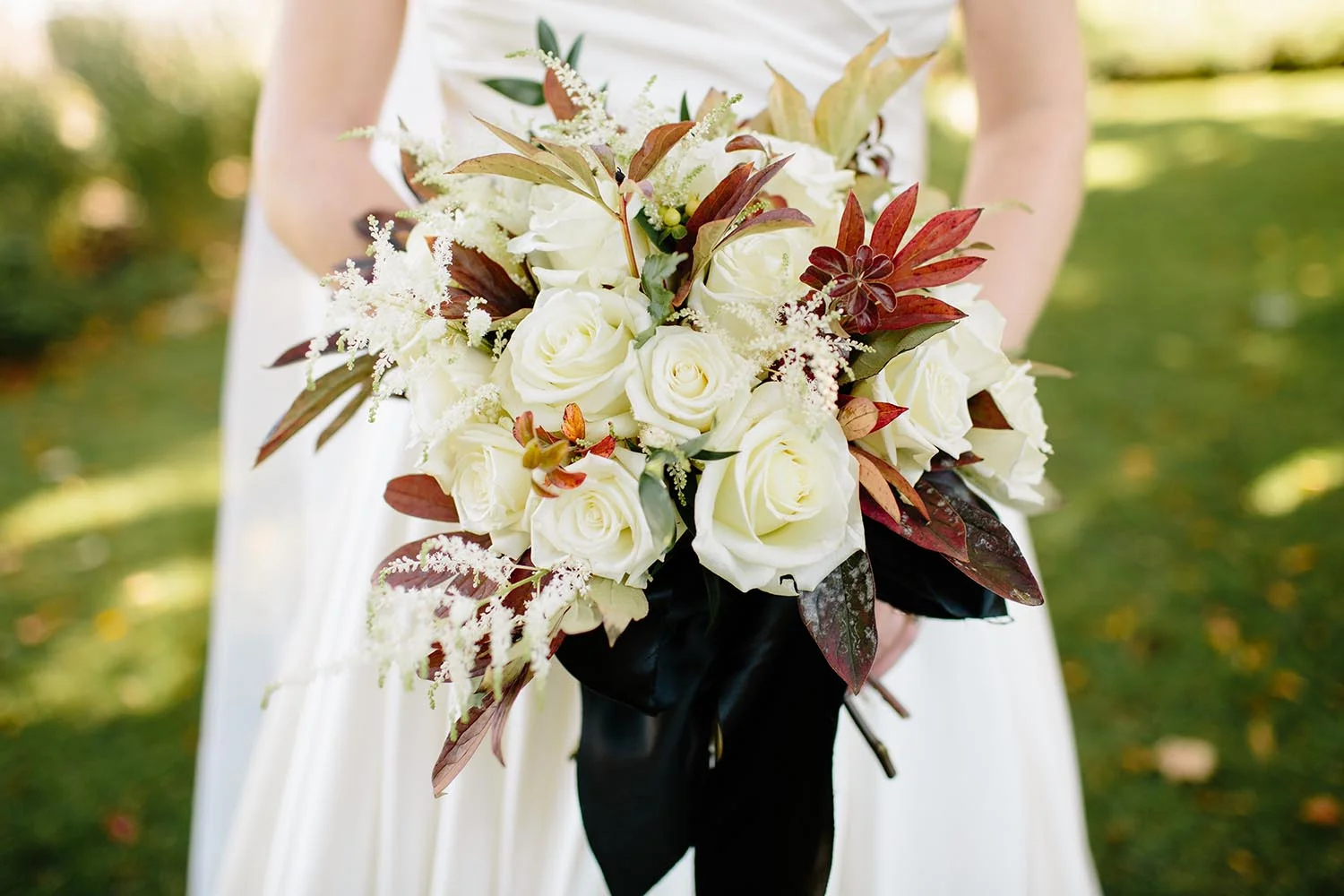 understated fall boquet cream 