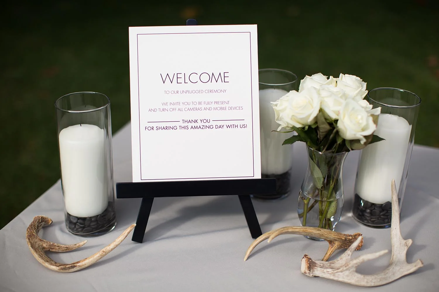 understated tabletop details
