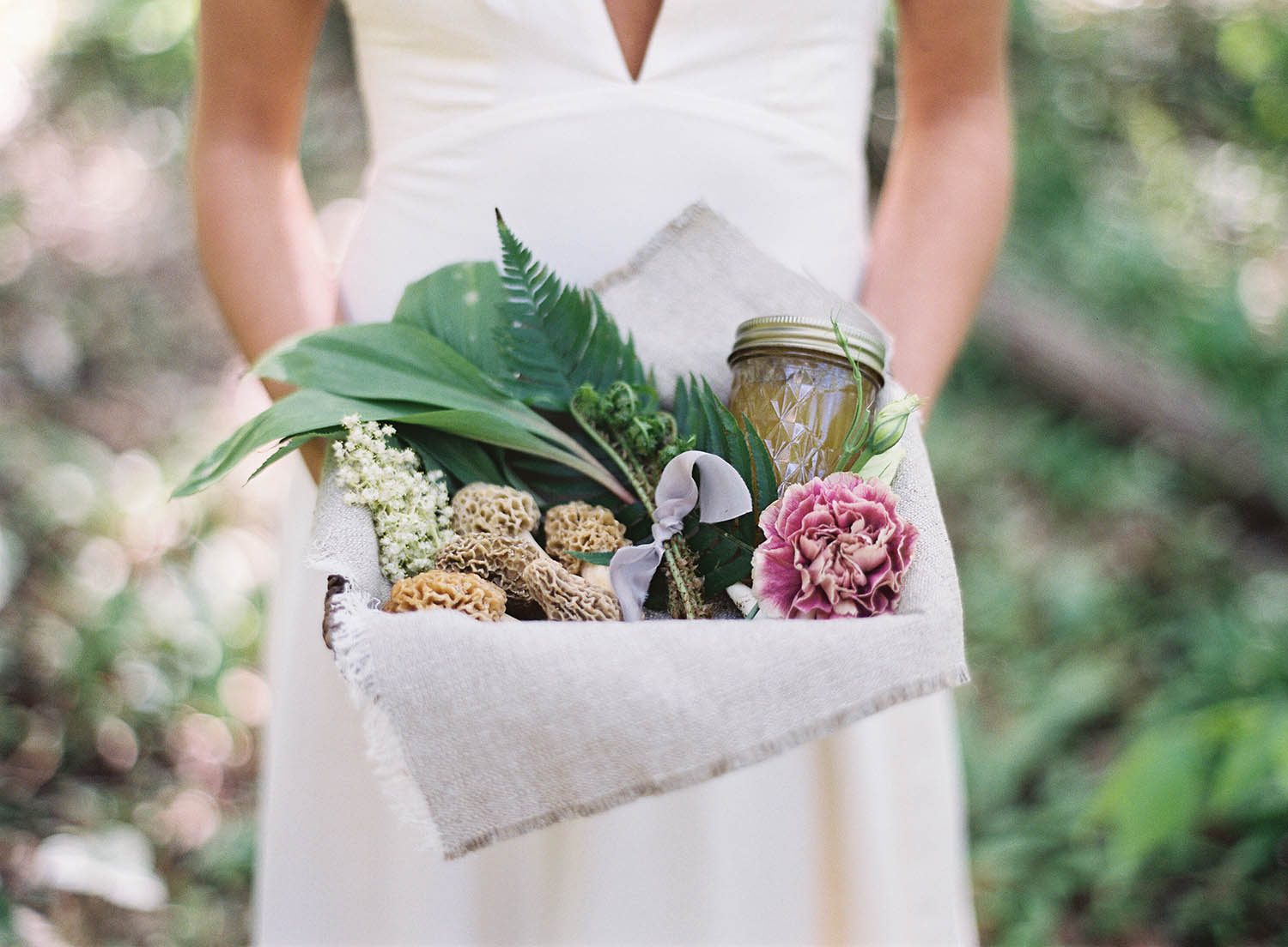 mushrooms jam and floral details