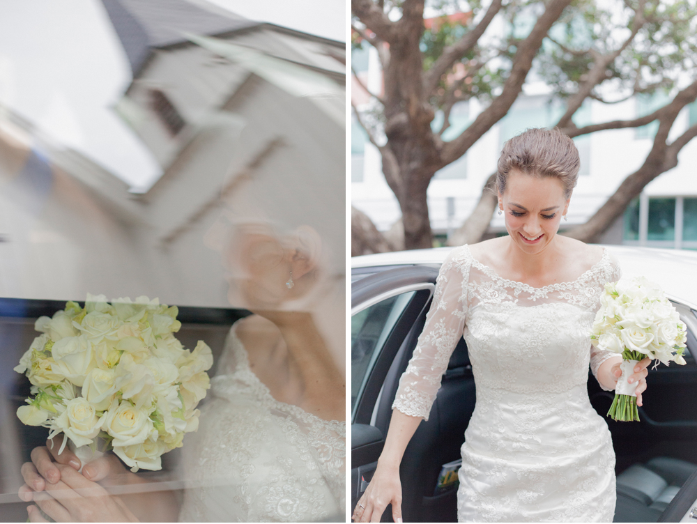 Bride arrives at Old St. Paul's, wellington wedding