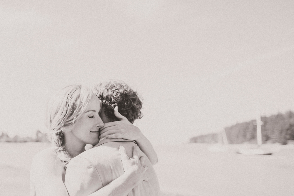 Nelson wedding at Neudorf Vineyards. Wedding photography by Jenny Siaosi.