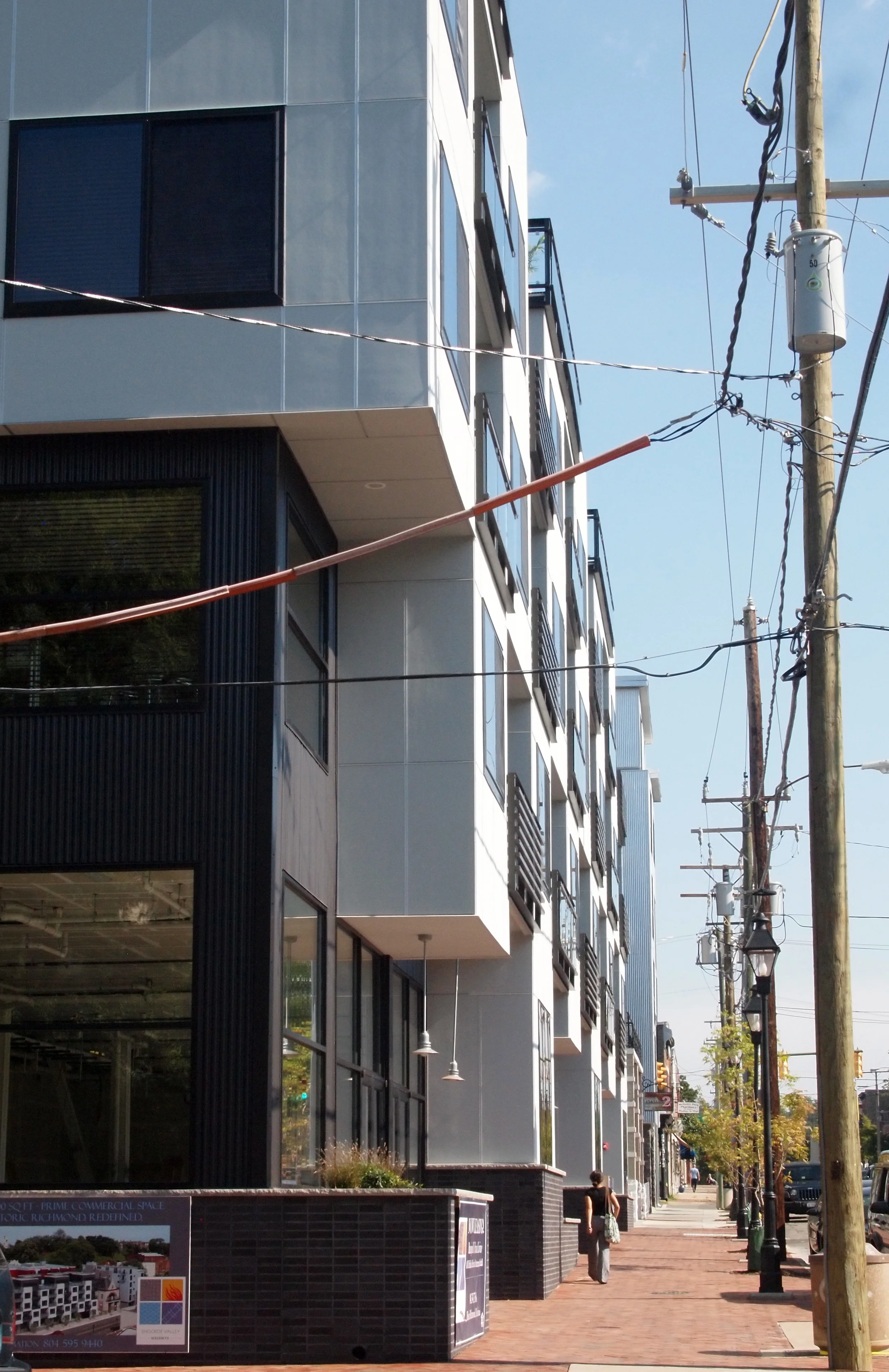 trolley commons - sidewalk