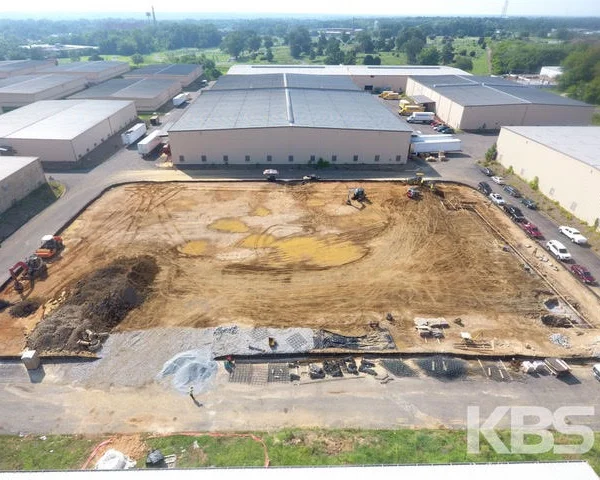 Construction has started on an 80,000 square foot medical cannabis facility we&rsquo;ve designed for @gleafmd near Manchester. Drone shots courtesy of @kbsgc.inc ⁣
⁣⁣
⁣#walterparksarchitects ⁣
⁣#rva
