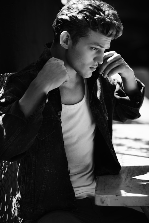 04_140717_NH_MCG_DENIM_ICONS_SEBASTIAN_SAUVE_0014_1.jpg