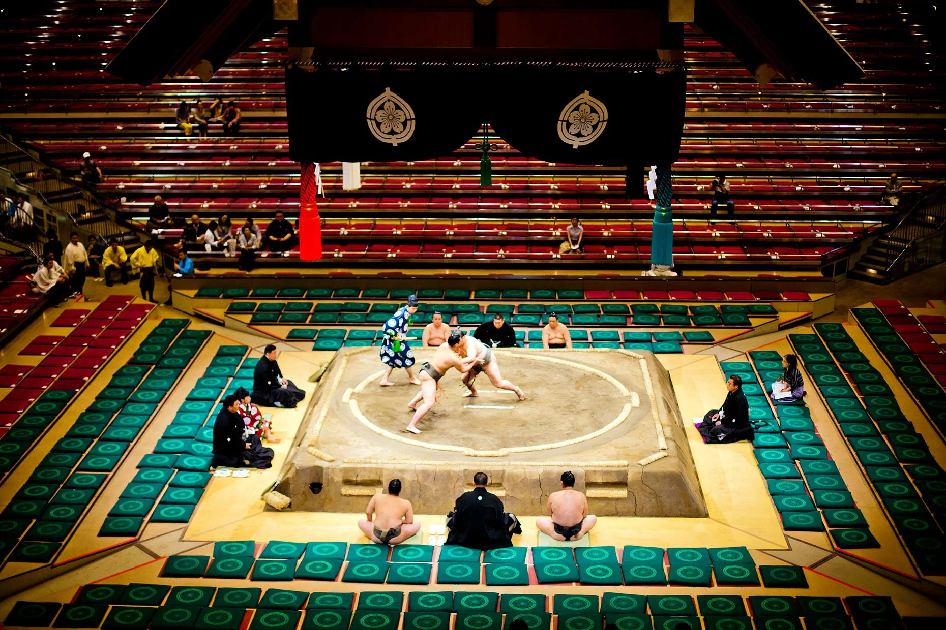 Web_Japan_Sumo17.jpg