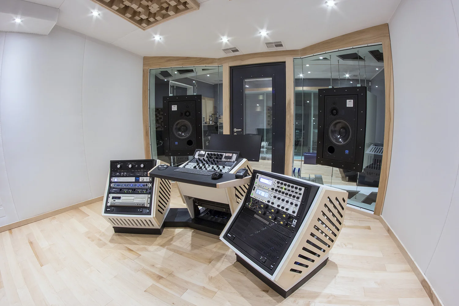 archive mastering 07 WEB SIZE.jpg
