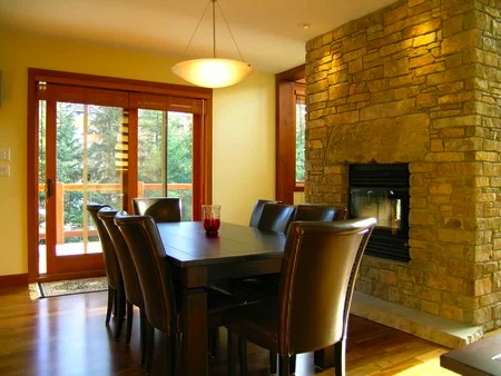 mini-6 Dining Room.JPG