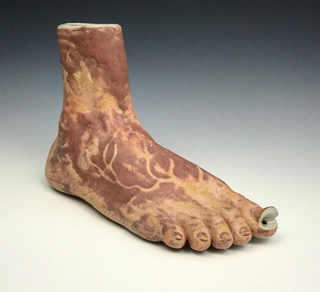 This is not a foot. 😉 Ceramic stoneware.🔥
.
Come check this fella out at 198 Allen St, NYC this week. Con Artist Collective: All Stars on view til the 12th. Big event on the 9th at 7pm, come check out some art and buy our stuff 🤑
.
.
.
.
.
#artist