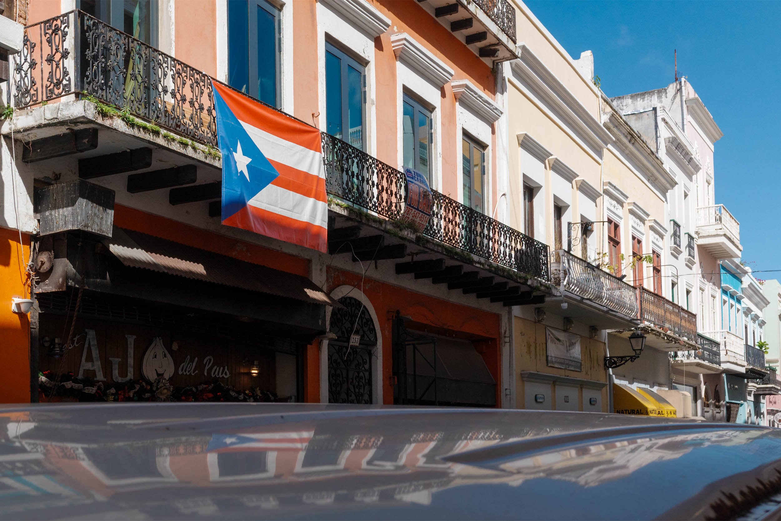 Kameron Brothers captures on the colonial architecture buildings in San Juan Puerto Rico