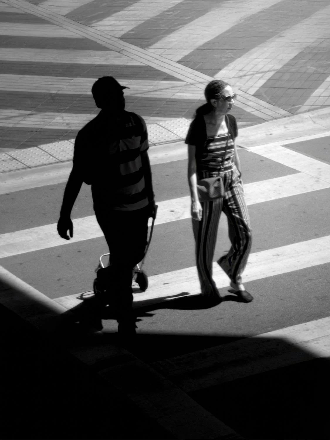 Silhouettes street photography in downtown Miami