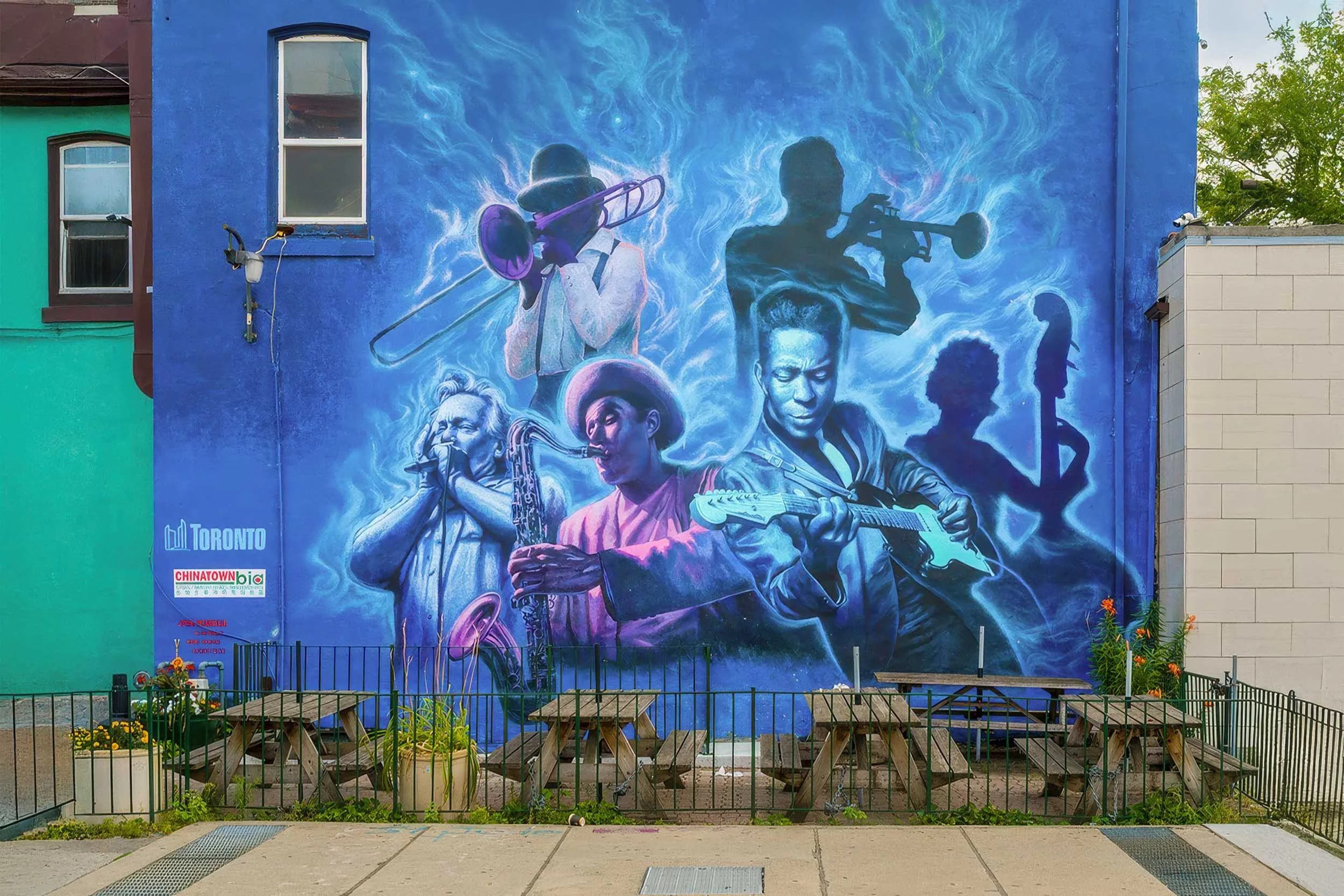 Wall mural in Kensington Market in Toronto